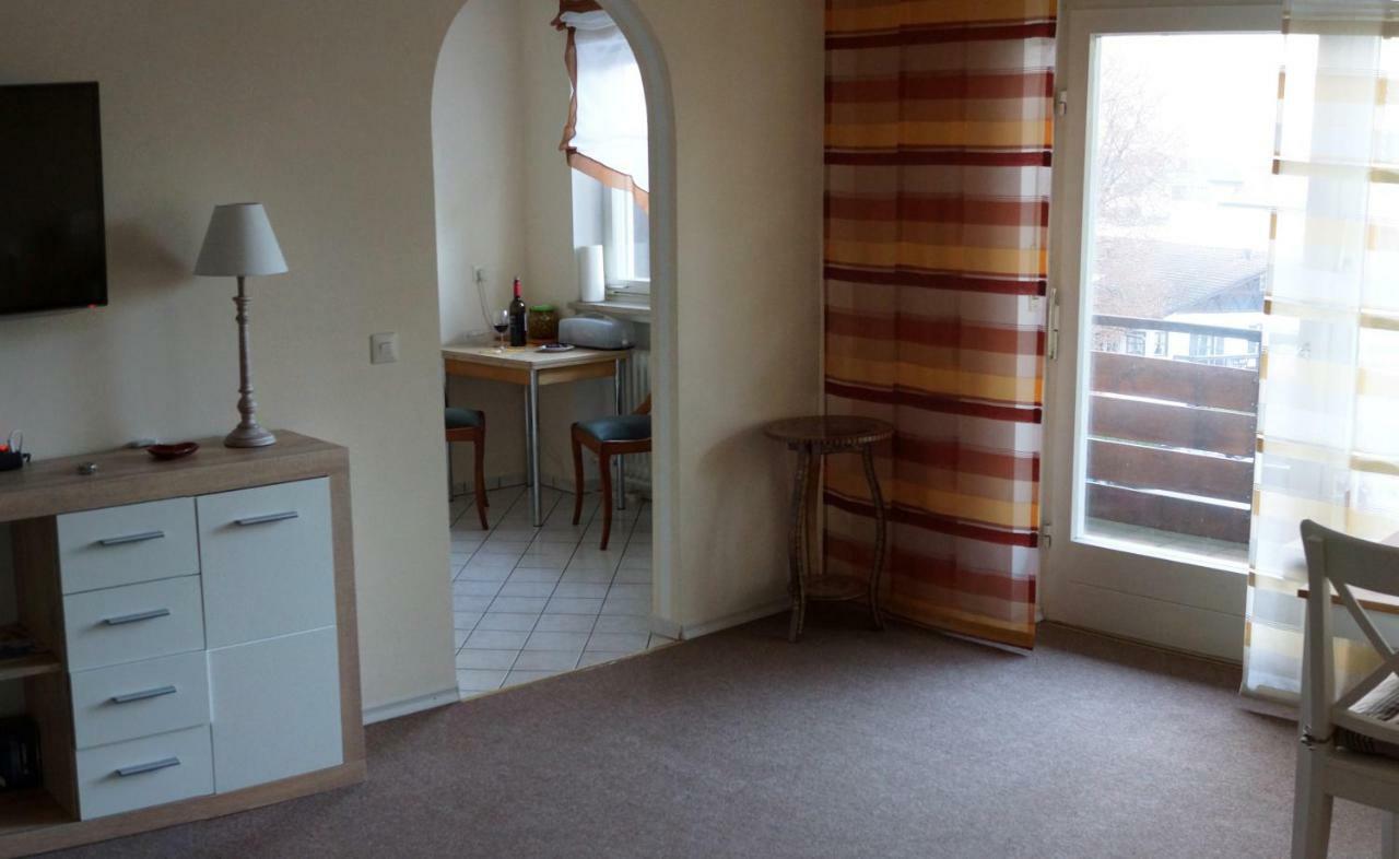 Sunny 1-Room Apartment Near Railway Station ガルミッシュ・パルテンキルヒェン エクステリア 写真