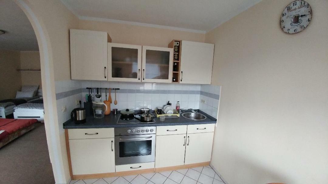 Sunny 1-Room Apartment Near Railway Station ガルミッシュ・パルテンキルヒェン エクステリア 写真